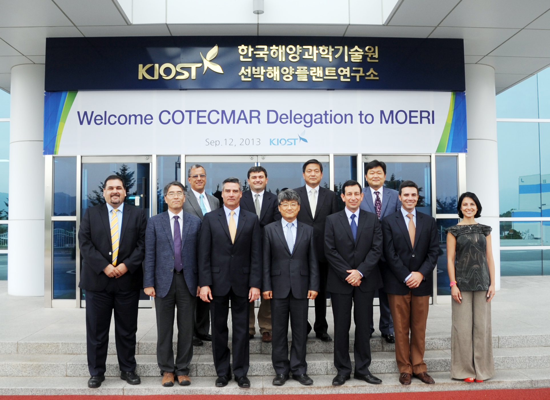 Visiting COTECMAR delegation